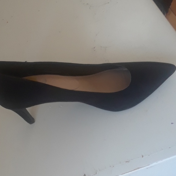 Heels - Picture 2 of 2